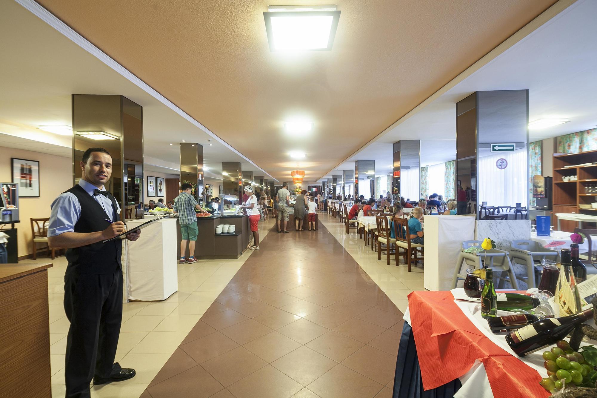 Hotel Best Los Angeles Salou Bagian luar foto